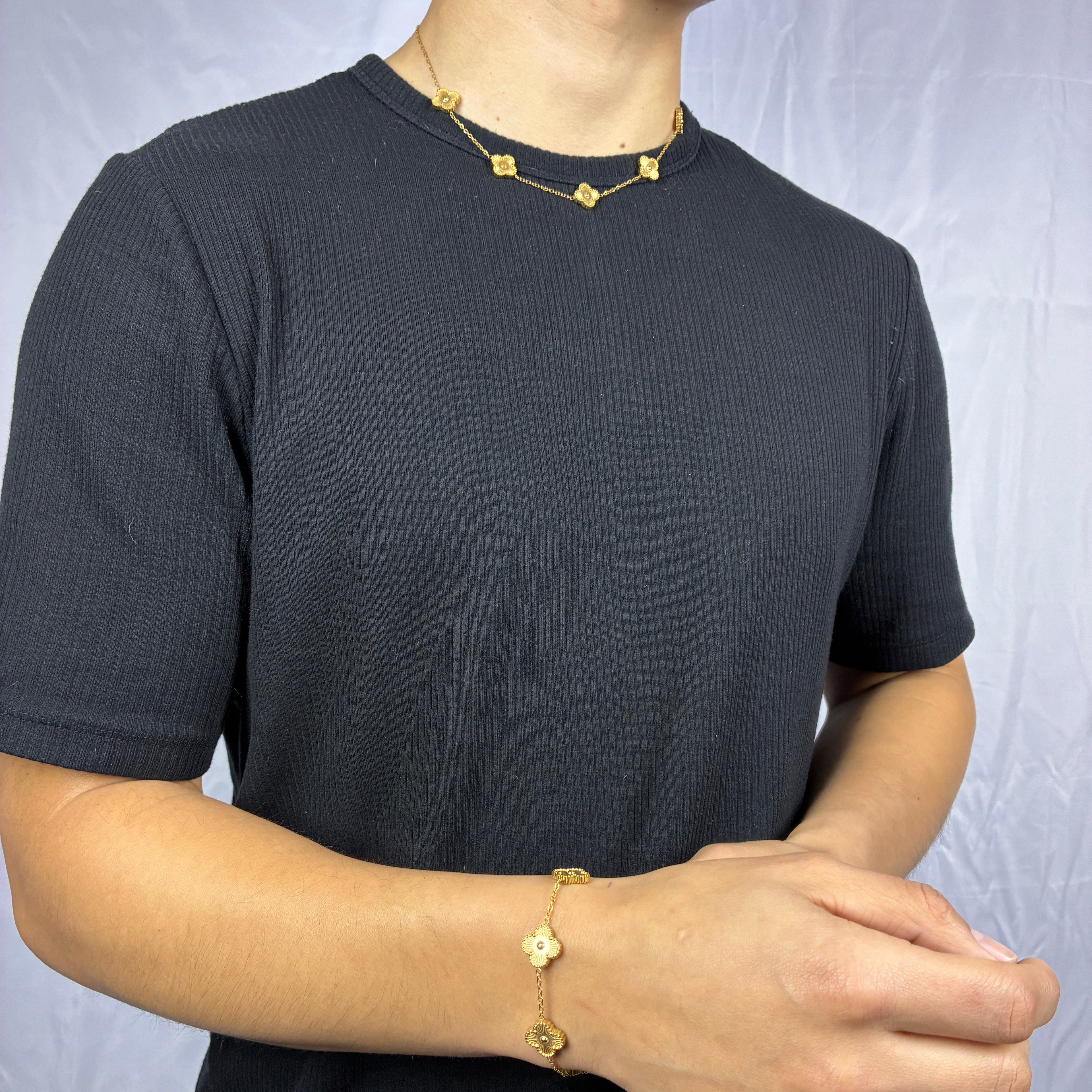 Collar Van Cleef Gold Dorado