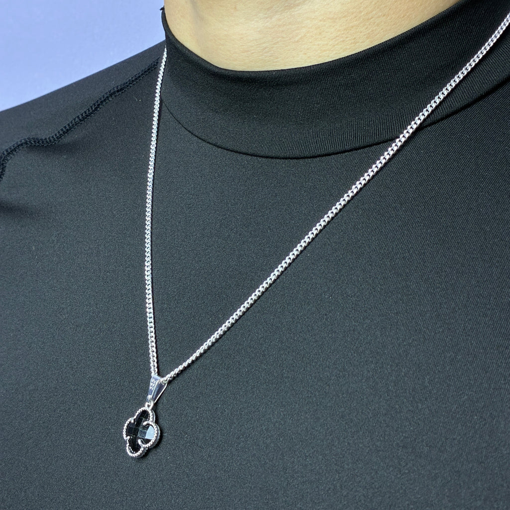 Lucky Clover Pendant - Negro