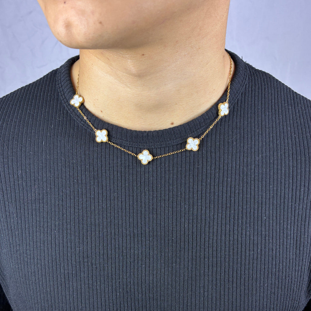 Collar Van Cleef Gold Blanco