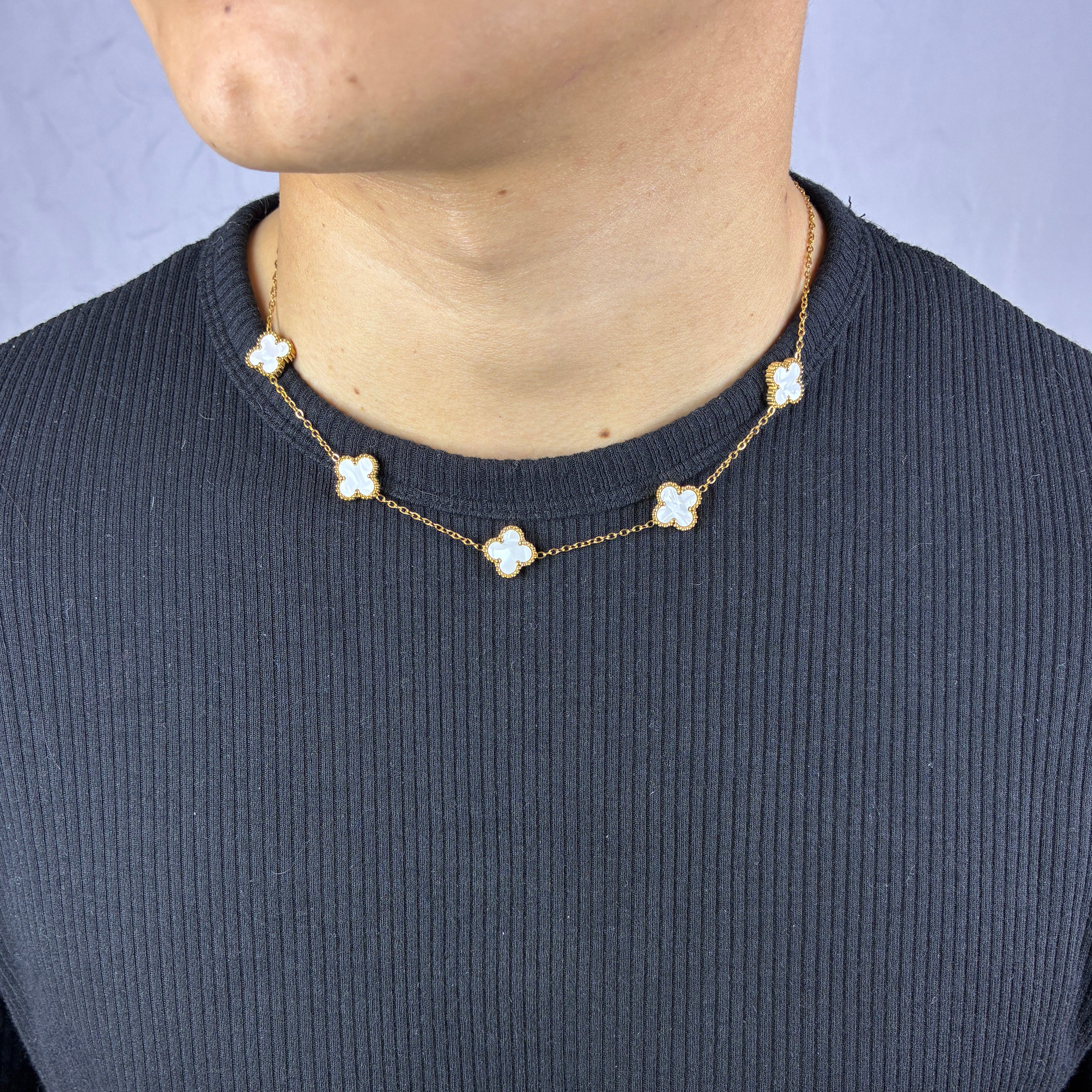 Collar Van Cleef Gold Blanco