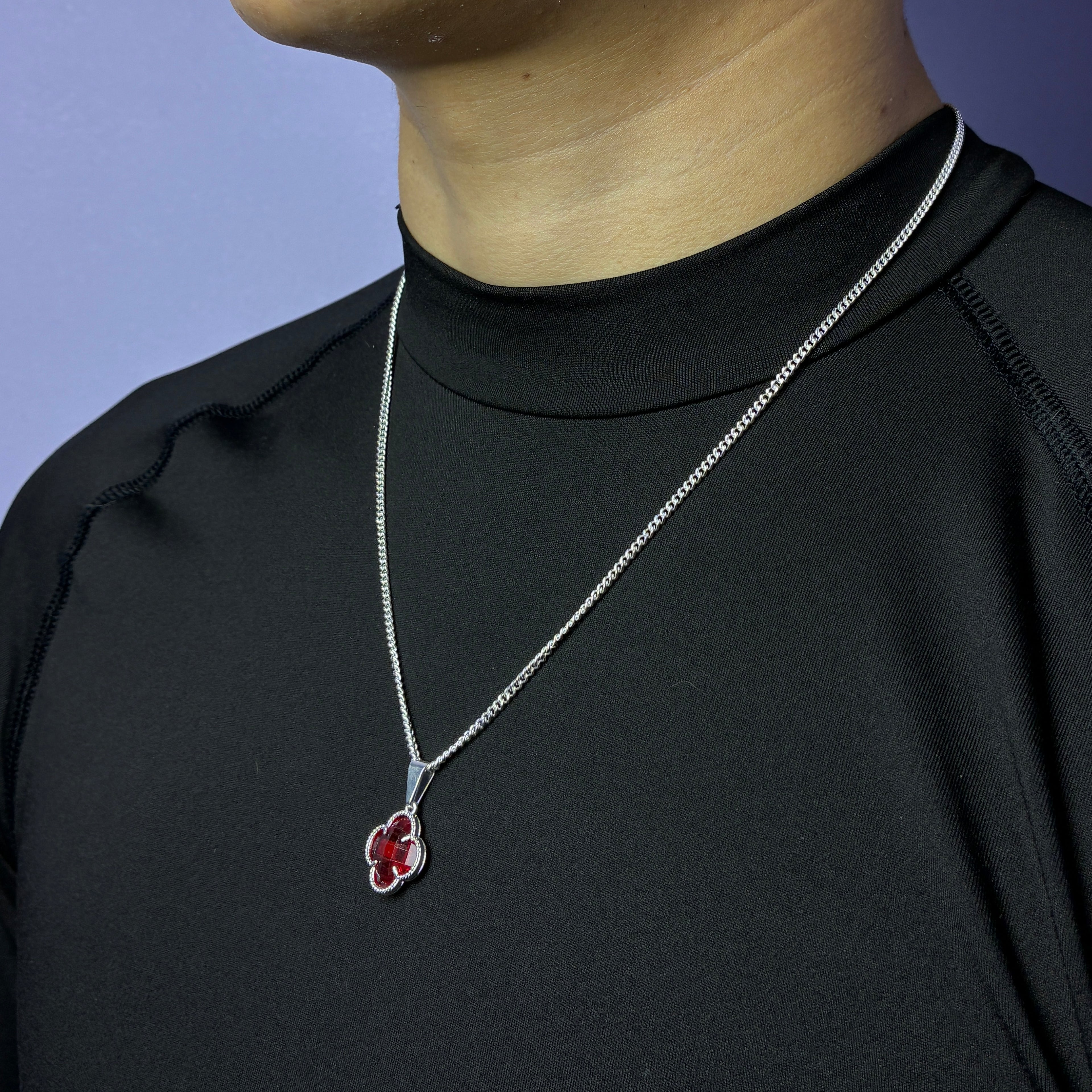 Lucky Clover Pendant - Rojo