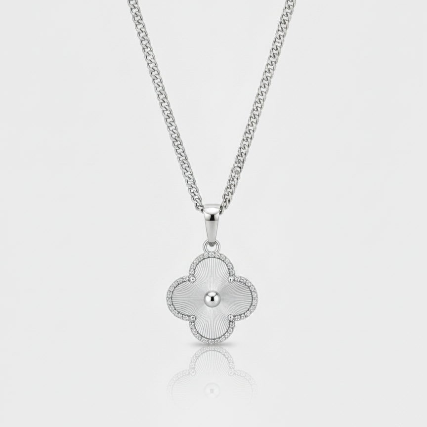 Lucky Clover Pendant - Plateado
