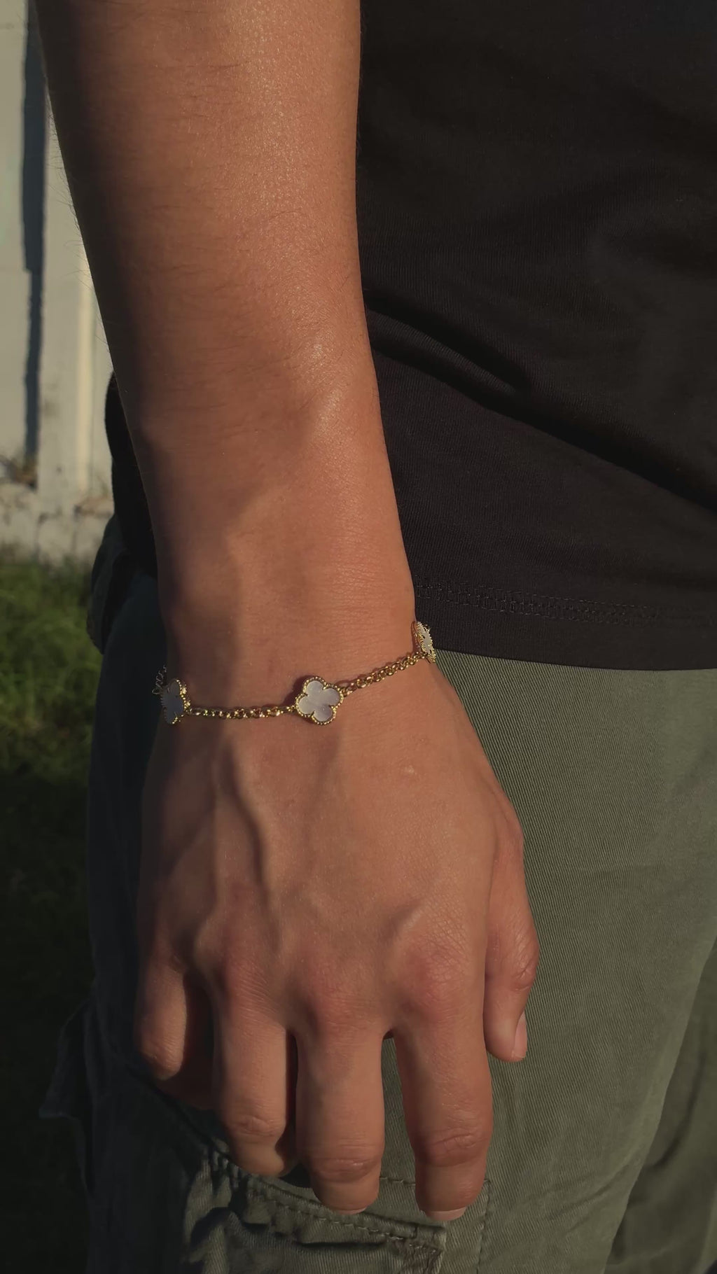 Pulsera Van Cleef Gold Blanca